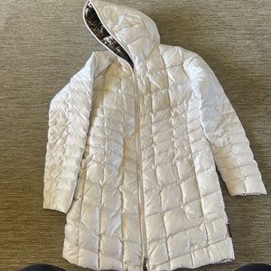 Upper calf length winter coat. Obermyer  white puffer coat.